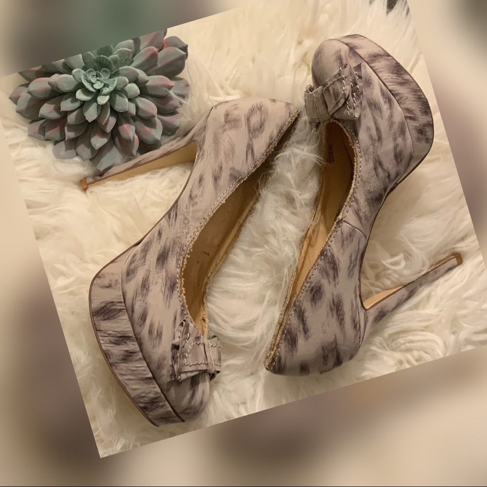 Gianni Bini high heels